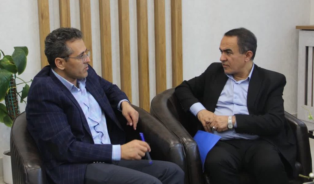 حضور مهندس زنگانه در بنیاد مسکن استان گیلان و دیدار با مهندس دائمی جفرودی مدیر کل بنیاد مسکن استان 2 حضور مهندس زنگانه در بنیاد مسکن استان گیلان و دیدار با مهندس دائمی جفرودی مدیر کل بنیاد مسکن استان