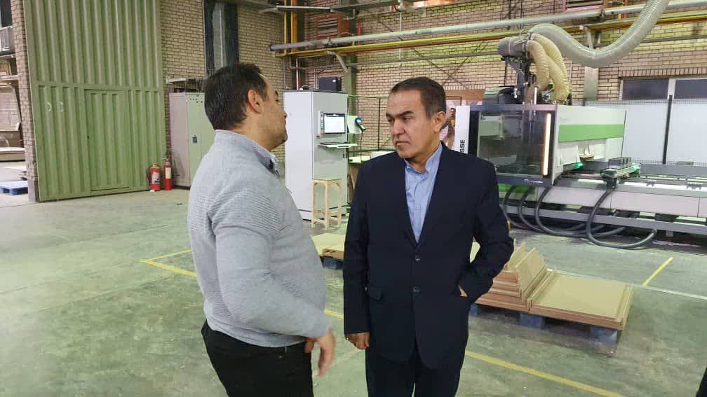 بازدید از کارخانه تولید درب های چوبی ساختمان(ویتاشه)؛
